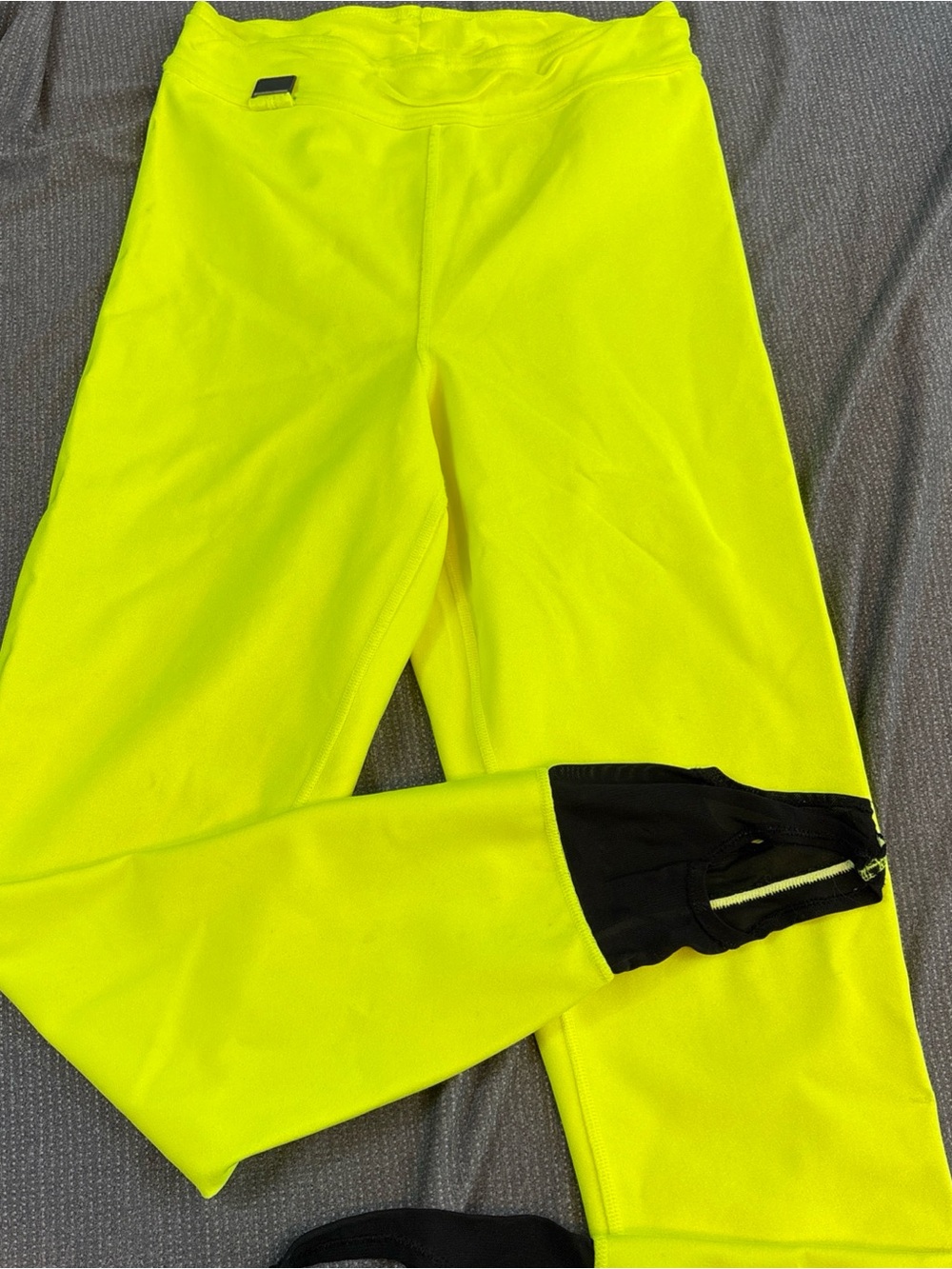 Vintage White Stag Neon Yellow stirrup ski pants size 6 made in USA